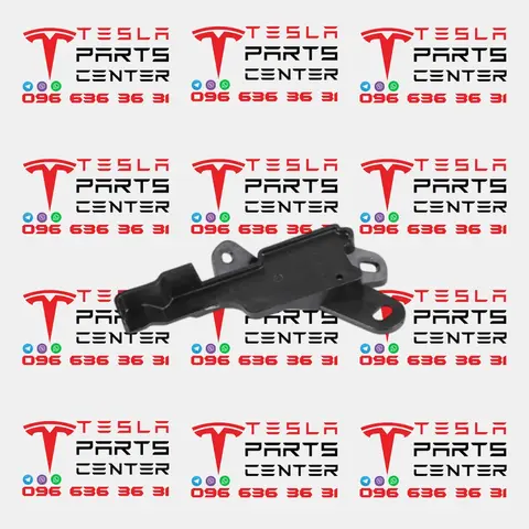 150039800G - Кронштейн кріплення актуатора замка капота Tesla Model 3,Y, Highland, Juniper