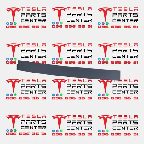 103520400E - Накладка на задні двері (2015-2021) RH Tesla Model X