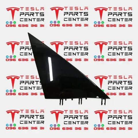 149563300A - Кришка трикутника дзеркала RH Tesla Model Y