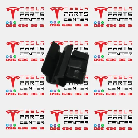 110696100C - Фіксатор переднього багажника Tesla Model 3, Model Y, Highland, Juniper