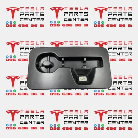 Накладка замка капота Tesla Model 3 Highland