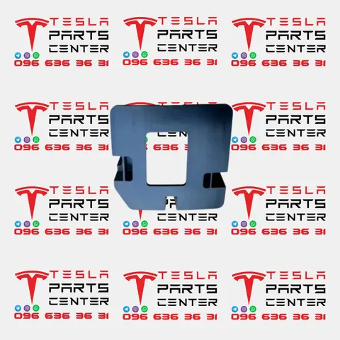 161694600A - Кронштейн центральний заднього бампера (2021+) RH Tesla Model X