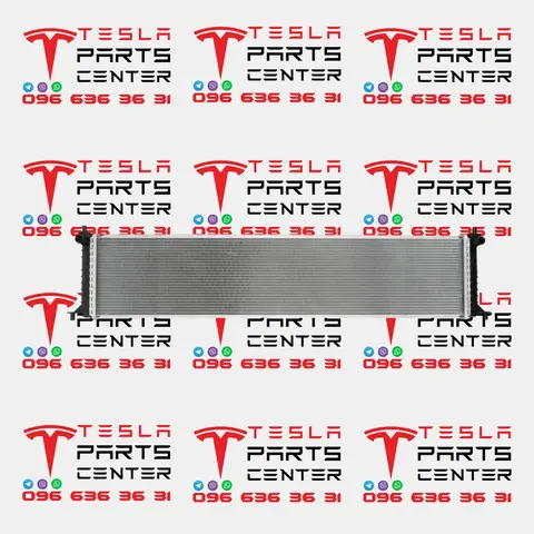 600737200A - Радіатор охолодження основний Tesla Model S 