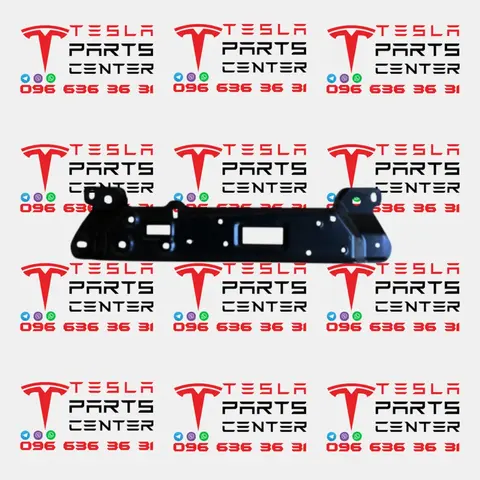 110376000C - Пластина кріплення кронштейна радара Tesla Model 3